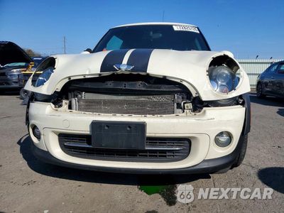 Piąte zdjęcie samochodu w środku: 2013 MINI COOPER VIN:WMWSU3C55DT375292 - miniatura