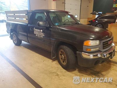 Czwarte zdjęcie samochodu z boku: 2005 GMC NEW SIERRA C1500 VIN:1GTEC14X85Z188960 - miniatura