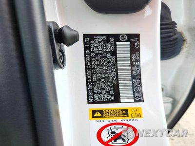 Zdjęcie 12 z 12 samochodu: 2013 LEXUS CT 200 VIN:JTHKD5BH4D2133060 - miniatura