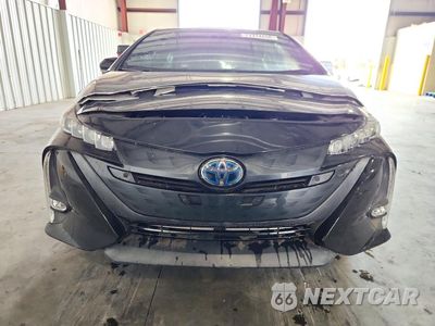 Piąte zdjęcie samochodu w środku: 2020 TOYOTA PRIUS PRIME LIMITED VIN:JTDKARFPXL3148335 - miniatura