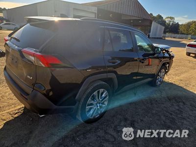 Trzecie zdjęcie samochodu z tyłu: 2023 TOYOTA RAV4 XLE PREMIUM VIN:2T3C1RFV8PW249623 - miniatura