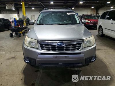 Piąte zdjęcie samochodu w środku: 2011 SUBARU FORESTER LIMITED VIN:JF2SHBEC4BH726403 - miniatura