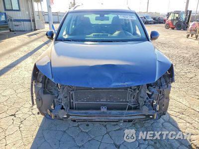 Piąte zdjęcie samochodu w środku: 2016 VOLKSWAGEN TIGUAN S VIN:WVGAV7AX7GW526168 - miniatura
