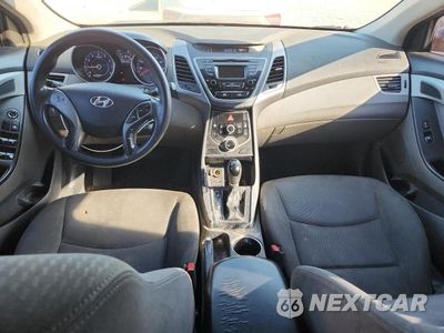 Zdjęcie 8 z 12 samochodu: 2016 HYUNDAI ELANTRA SE VIN:KMHDH4AE7GU600654 - miniatura