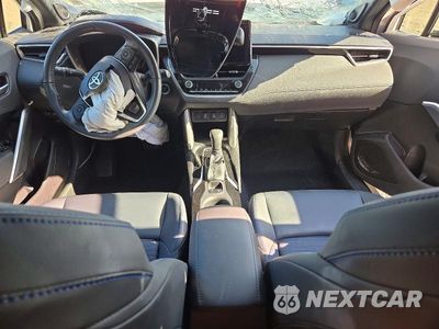 Zdjęcie 8 z 13 samochodu: 2023 TOYOTA COROLLA CROSS HYBRID XSE VIN:7MUFBABG3PV015416 - miniatura