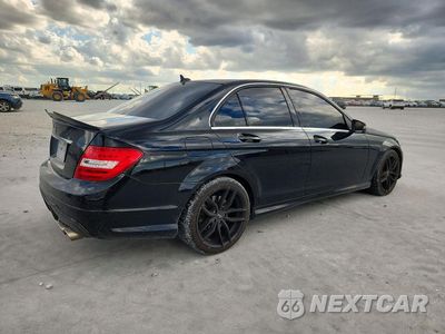 Trzecie zdjęcie samochodu z tyłu: 2014 MERCEDES-BENZ C 300 4MATIC VIN:WDDGF8AB1EG229724 - miniatura