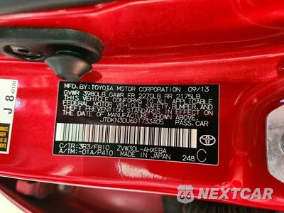 Zdjęcie 12 z 12 samochodu: 2013 TOYOTA PRIUS THREE VIN:JTDKN3DU6D1733405 - miniatura