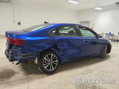 Trzecie zdjęcie samochodu z tyłu: 2024 KIA FORTE LXS VIN:3KPF24AD8RE743202 - miniatura