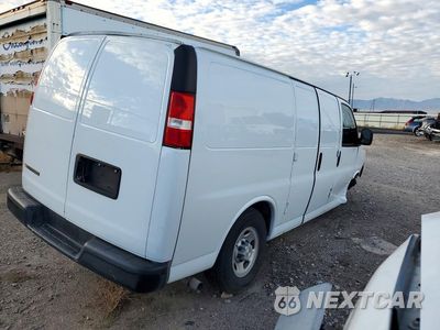 Trzecie zdjęcie samochodu z tyłu: 2024 CHEVROLET EXPRESS G2500 VIN:1GCWGAFP6R1106251 - miniatura