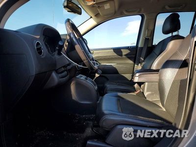 Zdjęcie 7 z 13 samochodu: 2016 JEEP COMPASS LATITUDE VIN:1C4NJDEB0GD757911 - miniatura