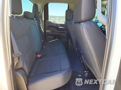 Zdjęcie 10 z 12 samochodu: 2026 GMC SIERRA C1500 VIN:1GTRHAED0TZ297918 - miniatura
