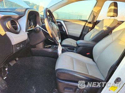 Zdjęcie 7 z 14 samochodu: 2018 TOYOTA RAV4 LIMITED VIN:JTMYFREVXJJ169769 - miniatura