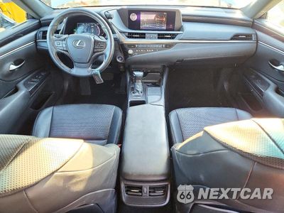 Zdjęcie 8 z 13 samochodu: 2021 LEXUS ES 300H BASE VIN:58ACA1C13MU008973 - miniatura
