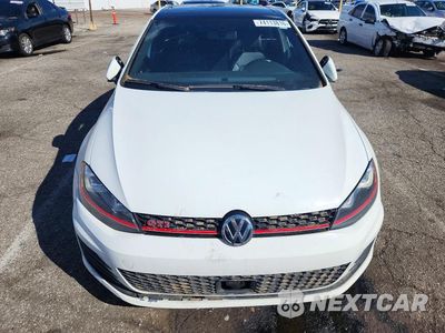 Piąte zdjęcie samochodu w środku: 2017 VOLKSWAGEN GTI SPORT VIN:3VW547AU7HM040926 - miniatura