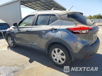 Drugie zdjęcie samochodu z przodu: 2019 NISSAN KICKS S VIN:3N1CP5CU4KL538374 - miniatura