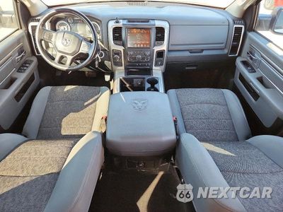 Zdjęcie 8 z 12 samochodu: 2015 RAM 1500 SLT VIN:1C6RR6LT1FS554318 - miniatura