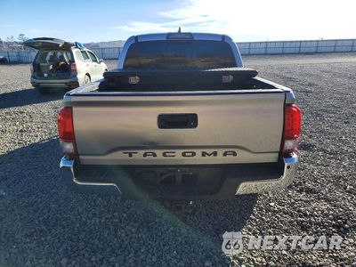 Zdjęcie 6 z 13 samochodu: 2018 TOYOTA TACOMA TRD OFF-ROAD VIN:3TMCZ5AN6JM173336 - miniatura