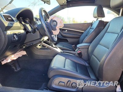 Zdjęcie 7 z 12 samochodu: 2016 VOLKSWAGEN EOS KOMFORT VIN:WVWBW8AH9GV000571 - miniatura