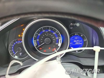 Zdjęcie 9 z 12 samochodu: 2017 HONDA FIT EX VIN:JHMGK5H75HS011209 - miniatura