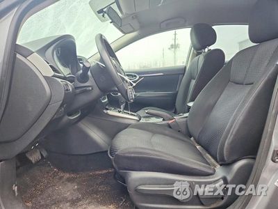 Zdjęcie 7 z 12 samochodu: 2019 NISSAN SENTRA SR VIN:3N1AB7AP0KY359783 - miniatura