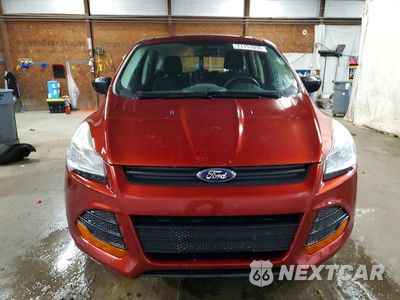 Piąte zdjęcie samochodu w środku: 2014 FORD ESCAPE S VIN:1FMCU0F78EUE09073 - miniatura
