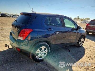 Trzecie zdjęcie samochodu z tyłu: 2018 CHEVROLET TRAX LS VIN:3GNCJKSB4JL254357 - miniatura