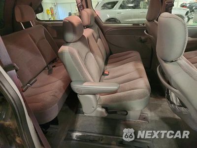 Zdjęcie 11 z 13 samochodu: 2006 CHRYSLER TOWN & COUNTRY VIN:1A4GP45RX6B671031 - miniatura