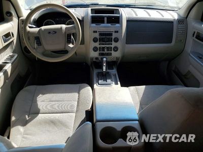 Zdjęcie 8 z 14 samochodu: 2012 FORD ESCAPE HYBRID VIN:1FMCU4K3XCKA07879 - miniatura