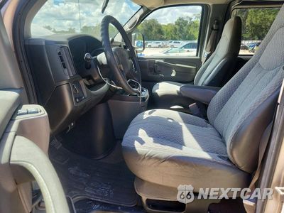 Zdjęcie 7 z 14 samochodu: 2005 CHEVROLET EXPRESS G3500 VIN:1GAHG39U351258027 - miniatura