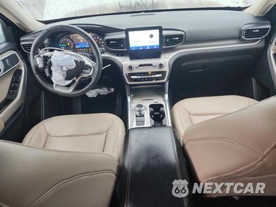 Zdjęcie 8 z 14 samochodu: 2023 FORD EXPLORER XLT VIN:1FMSK7DH9PGA31854 - miniatura