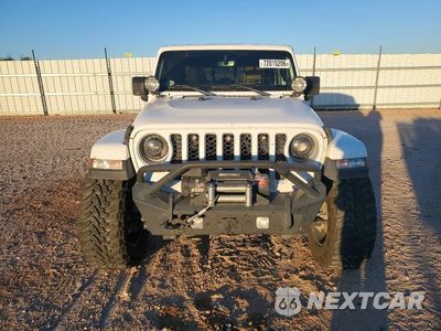 Piąte zdjęcie samochodu w środku: 2021 JEEP GLADIATOR OVERLAND VIN:1C6HJTFG3ML586369 - miniatura