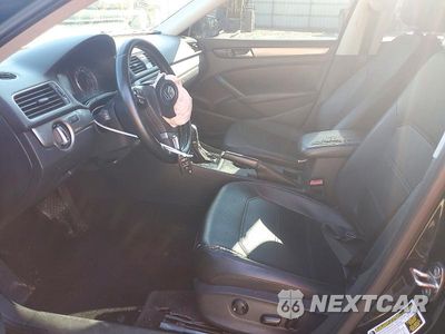 Zdjęcie 7 z 12 samochodu: 2015 VOLKSWAGEN PASSAT S VIN:1VWAS7A32FC106082 - miniatura