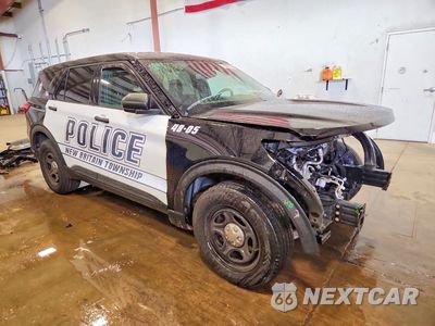 Czwarte zdjęcie samochodu z boku: 2023 FORD EXPLORER POLICE INTERCEPTOR VIN:1FM5K8AB1PGB12401 - miniatura