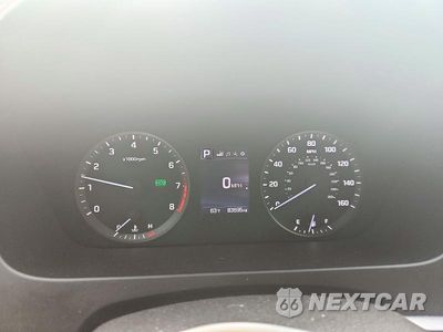 Zdjęcie 9 z 12 samochodu: 2017 HYUNDAI SONATA SPORT VIN:5NPE34AF3HH466074 - miniatura