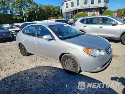 Czwarte zdjęcie samochodu z boku: 2010 HYUNDAI ELANTRA GLS VIN:KMHDU4AD9AU188070 - miniatura