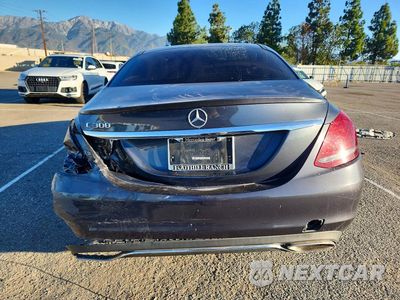 Zdjęcie 6 z 12 samochodu: 2016 MERCEDES-BENZ C 300 VIN:55SWF4JB4GU147335 - miniatura