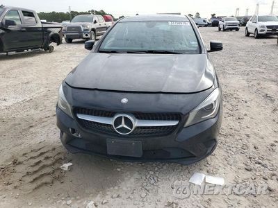 Piąte zdjęcie samochodu w środku: 2014 MERCEDES-BENZ CLA 250 VIN:WDDSJ4EB9EN039418 - miniatura