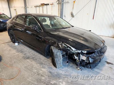 Czwarte zdjęcie samochodu z boku: 2026 KIA K5 LXS VIN:KNAG24J75T5468760 - miniatura