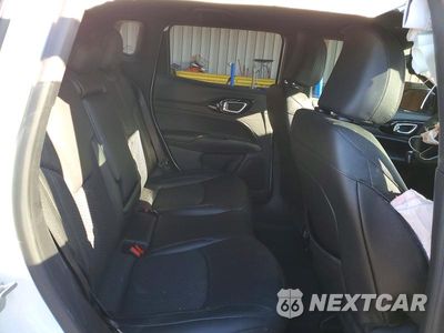 Zdjęcie 10 z 12 samochodu: 2025 JEEP COMPASS LATITUDE VIN:3C4NJDBN9ST609936 - miniatura