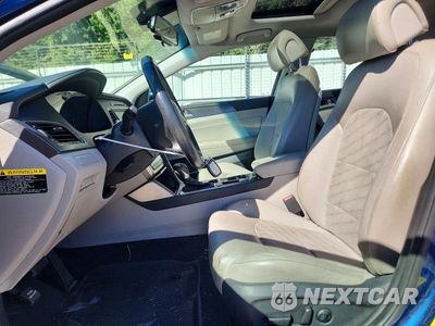 Zdjęcie 7 z 12 samochodu: 2017 HYUNDAI SONATA SPORT VIN:5NPE34AF7HH546591 - miniatura