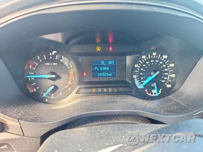 Zdjęcie 9 z 12 samochodu: 2017 FORD FUSION S VIN:3FA6P0G75HR274014 - miniatura