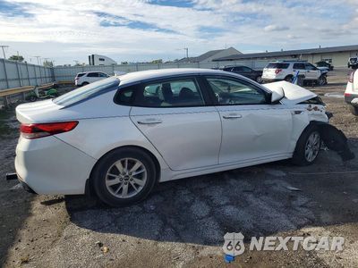 Trzecie zdjęcie samochodu z tyłu: 2017 KIA OPTIMA LX VIN:5XXGT4L30HG151935 - miniatura