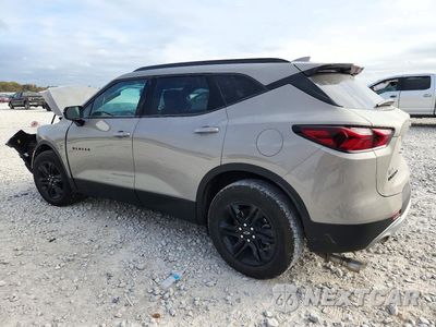 Drugie zdjęcie samochodu z przodu: 2021 CHEVROLET BLAZER 2LT VIN:3GNKBHRS9MS535632 - miniatura