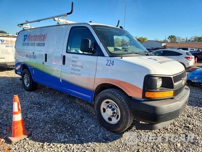Czwarte zdjęcie samochodu z boku: 2017 CHEVROLET EXPRESS G2500 VIN:1GCWGAFF7H1113702 - miniatura