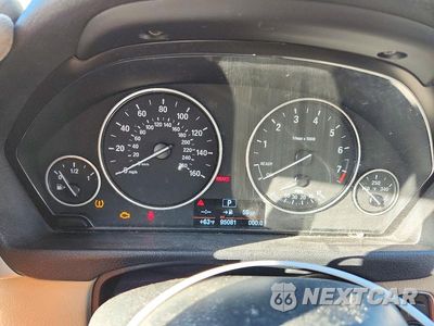 Zdjęcie 9 z 12 samochodu: 2018 BMW 320 XI VIN:WBA8E5G59JNU46183 - miniatura