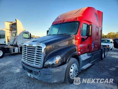 2015 FREIGHTLINER CASCADIA 125 3AKJGLD51FSFP6758 - główne zdjęcie licytacji z USA - miniatura