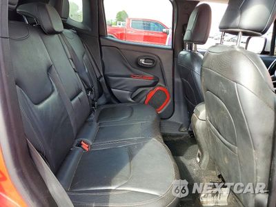 Zdjęcie 10 z 13 samochodu: 2016 JEEP RENEGADE LIMITED VIN:ZACCJBDT7GPD07051 - miniatura
