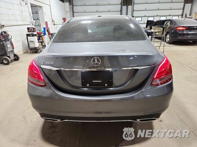 Zdjęcie 6 z 13 samochodu: 2018 MERCEDES-BENZ C 300 VIN:55SWF4JB6JU271307 - miniatura