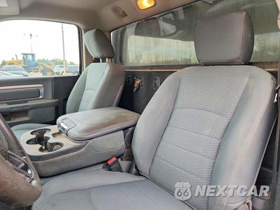 Zdjęcie 10 z 13 samochodu: 2018 RAM 1500 ST VIN:3C6JR7DTXJG219785 - miniatura