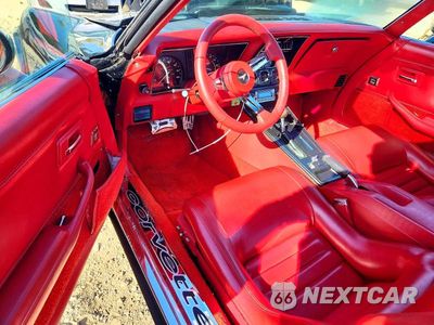 Zdjęcie 8 z 12 samochodu: 1981 CHEVROLET CORVETTE VIN:1G1AY8761BS413745 - miniatura